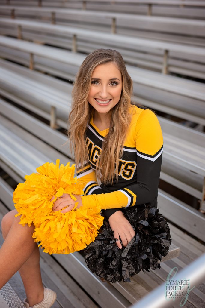 Yellow Cheer Poms – The Future Fan